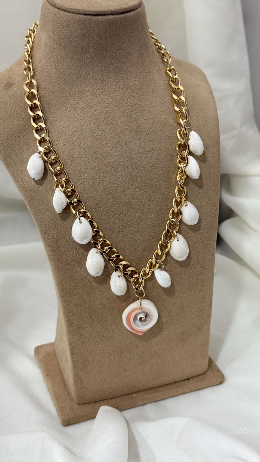 22e73977-acdb-4bfc-b2c5-302364198f70